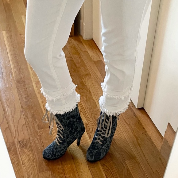 Vero Cuoio Denim Boots - Picture 9 of 16